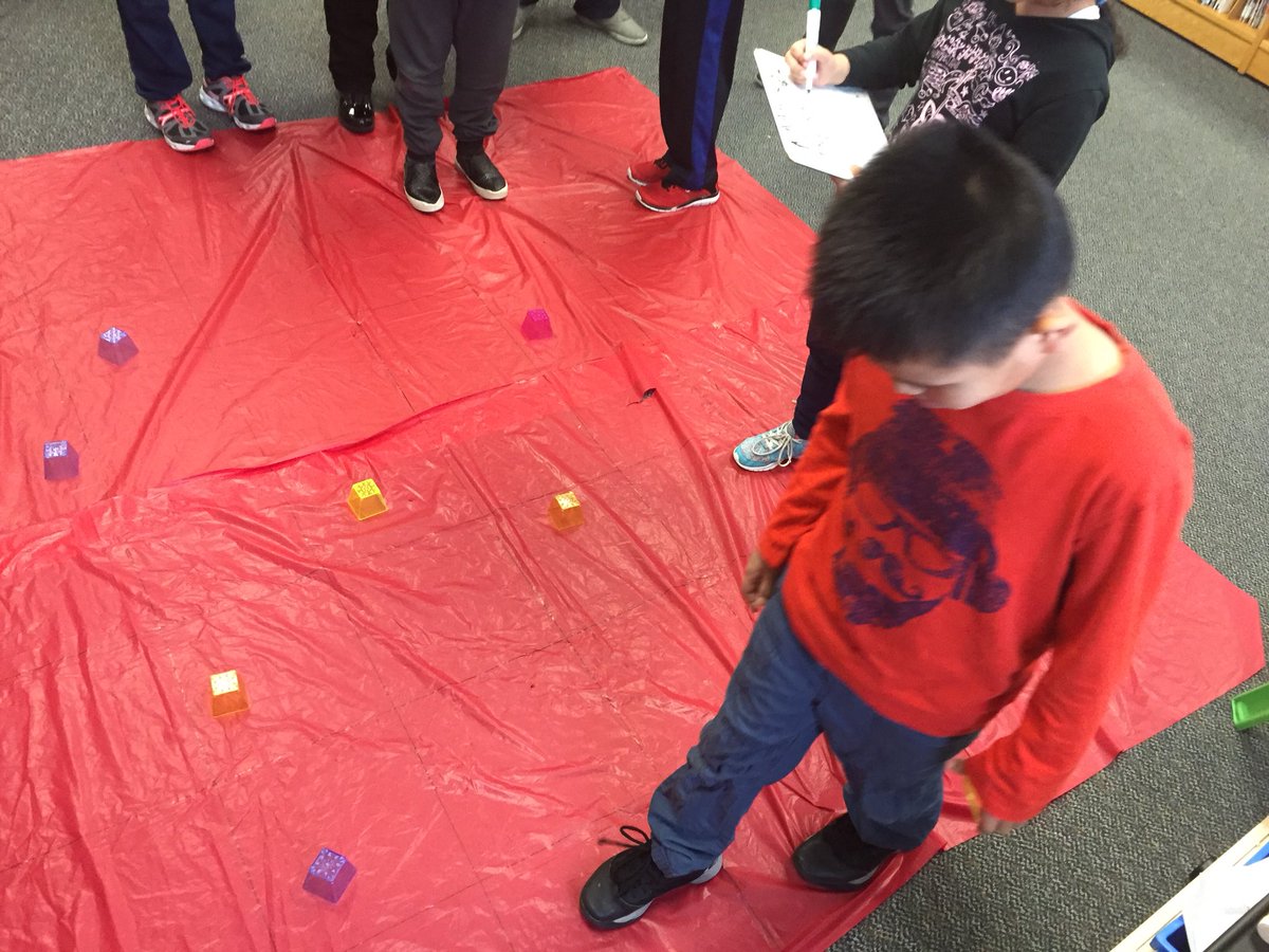 MsCook_InClass's tweet photo. @faircloughps Ss are learning about code and having fun being both programmer and robot. #HourOfCode2017 #yrdsbcode https://t.co/tNM4UETigq
