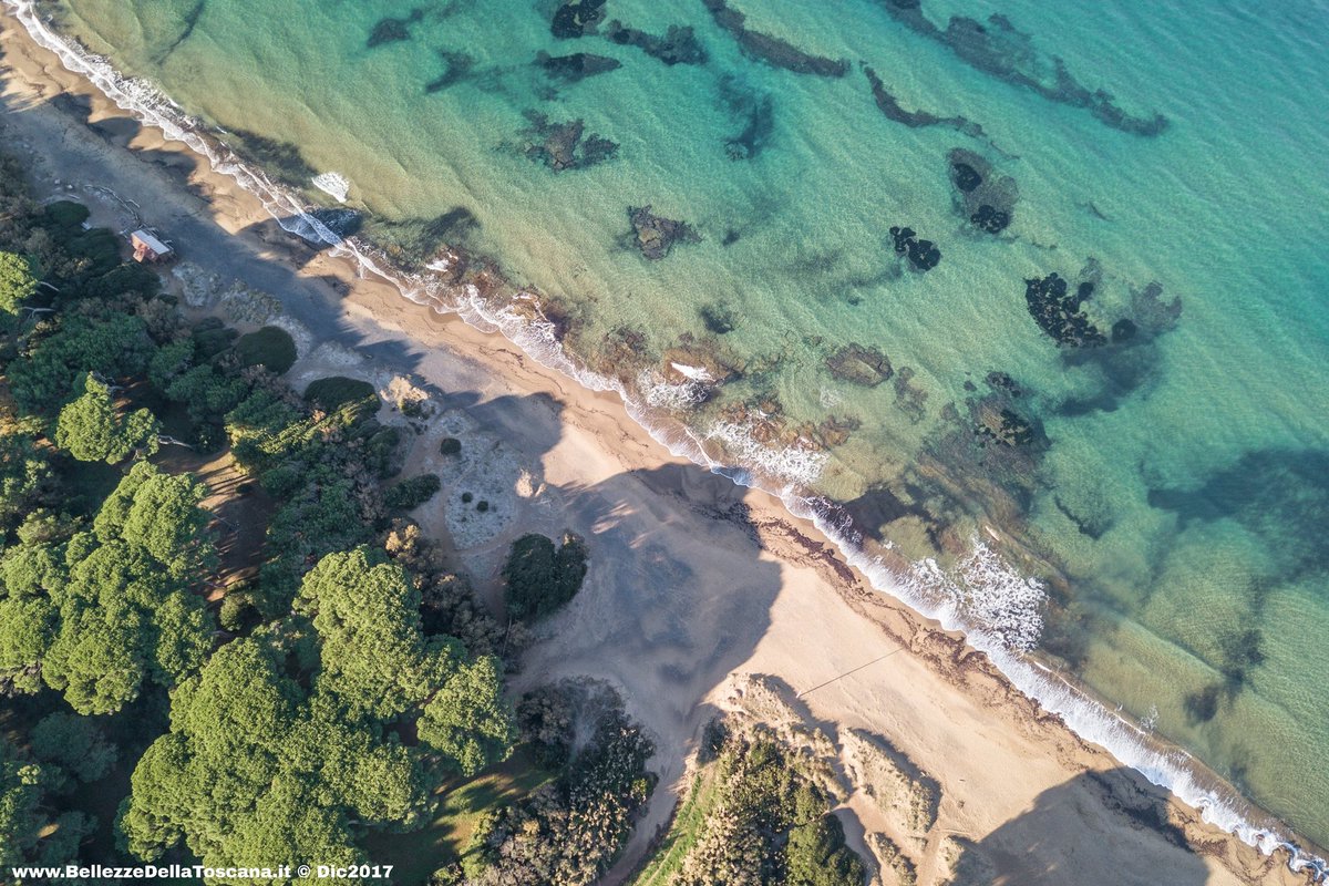 Guardo il mondo da un altro punto di vista...

BellezzeDellaToscana.it

#bellezzedellatoscana #Baratti #Piombino #Toscana #battigia #spiaggia #mare #beach #amazing #cool #awesome #Tuscany #bagnasciuga #golfodibaratti #onde #waves #shoreline #shore #pineta #sea #drone #nature
