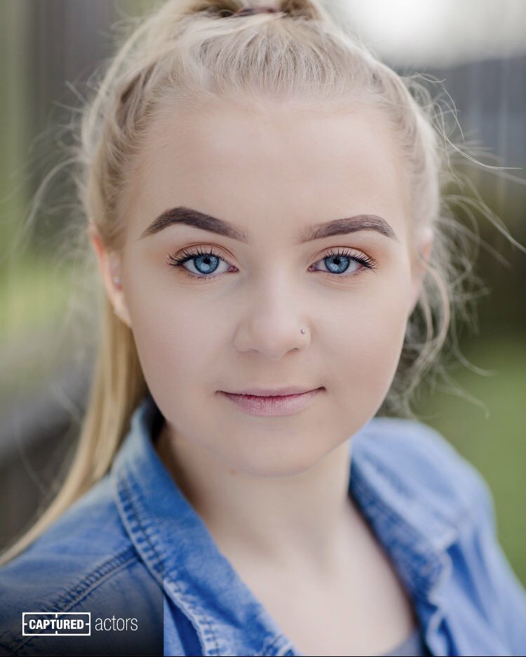 capturedactors's tweet photo. Great December shoot with Rebecca Atkinson from #pendletoncollege #acting #headshots #manchester #photographer https://t.co/lZgjKATSeo