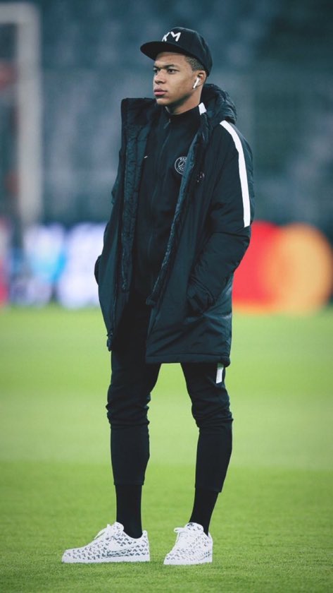 InnitMeek's tweet image. 