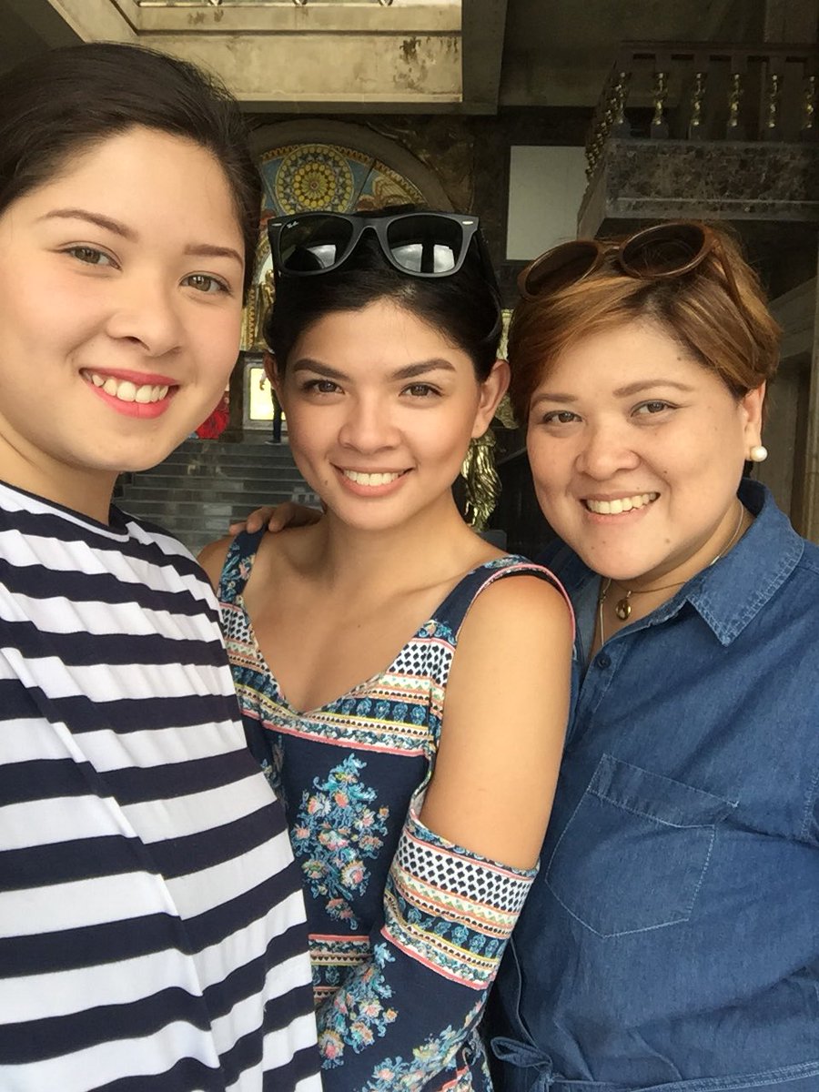 gcdiago's tweet photo. When you’re like sisters more than mother and daughters ❤️ https://t.co/sr8fhN7nW5