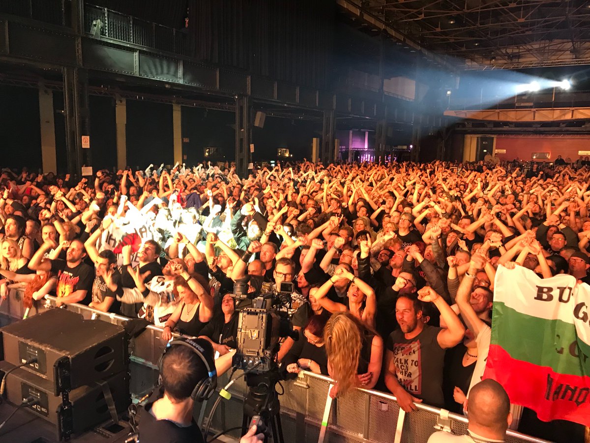 Good night, Cologne. You were great! 
#TheFinalBattle #KölscheManowarriorsRule