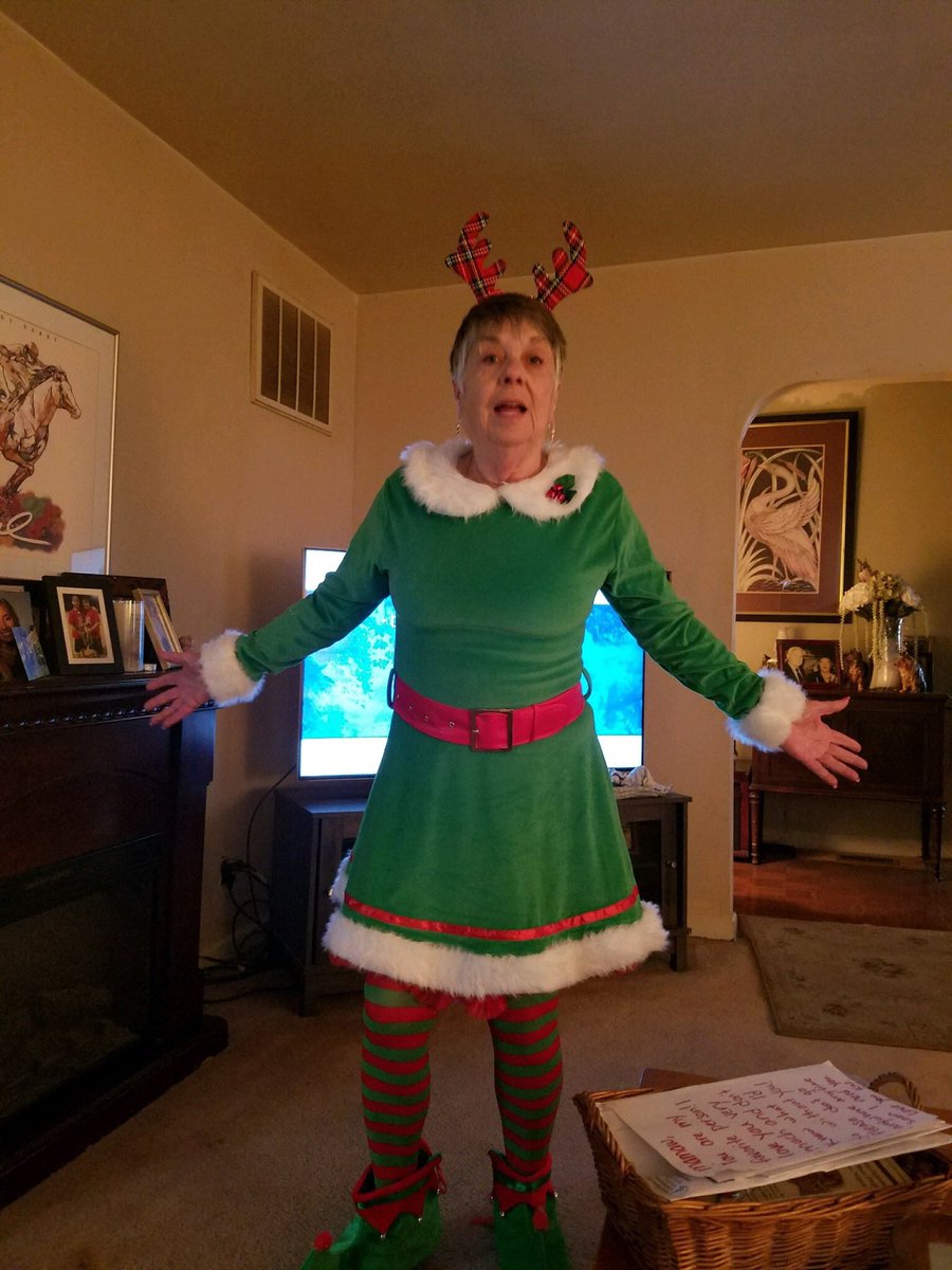 dunnfamilyfun's tweet photo. Ayyy @SamsClub you need to recognize this door greeter. Y’all my 72 year old mamaw @MamawDonnaDoe dressing up for work today @TheEllenShow put mamaw on your show! https://t.co/WeVGLbX4md