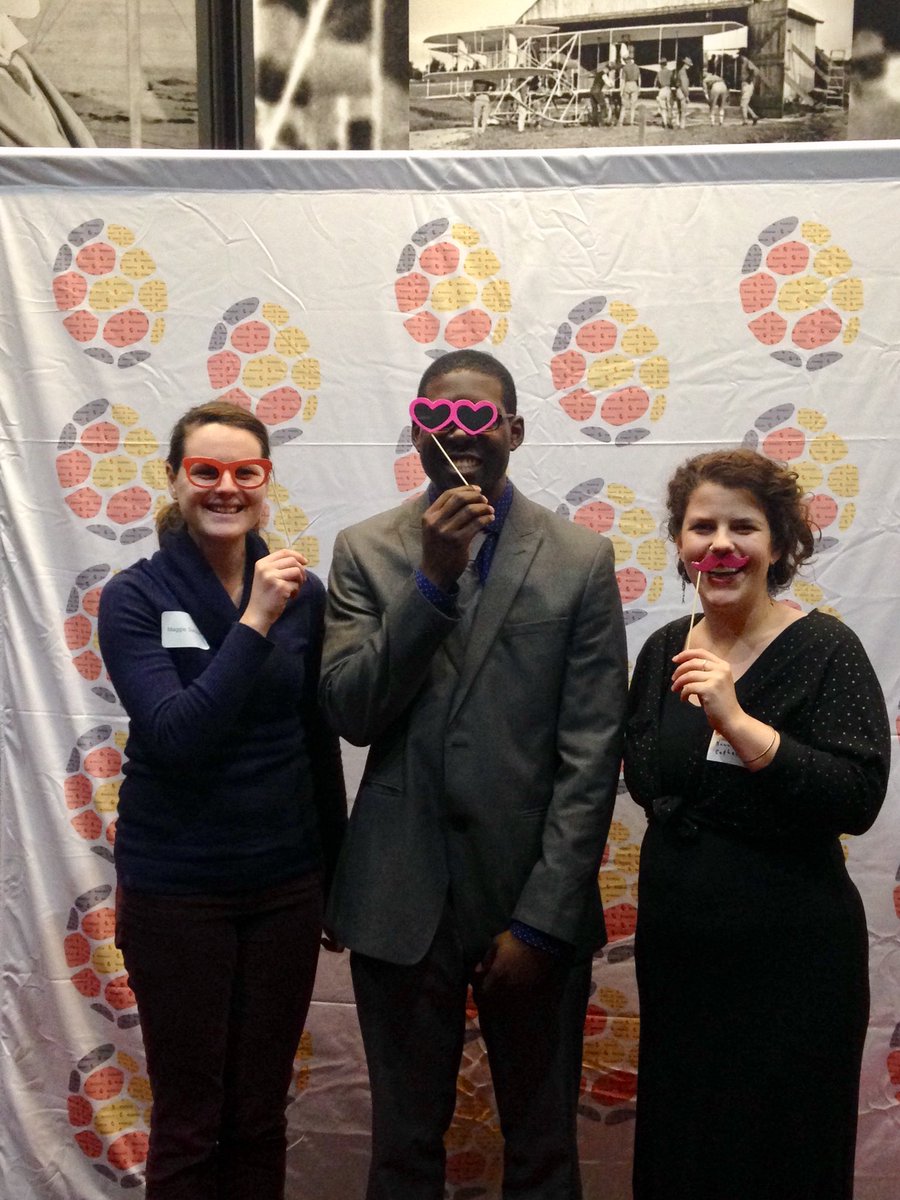 hannahcather's tweet photo. Thanks to UMD’s Office of Community Engagement for inviting @FoodRecovery to the #OCEawards! We’re thrilled to be surrounded by all these amazing College Park community members. https://t.co/dsam2dWkGH