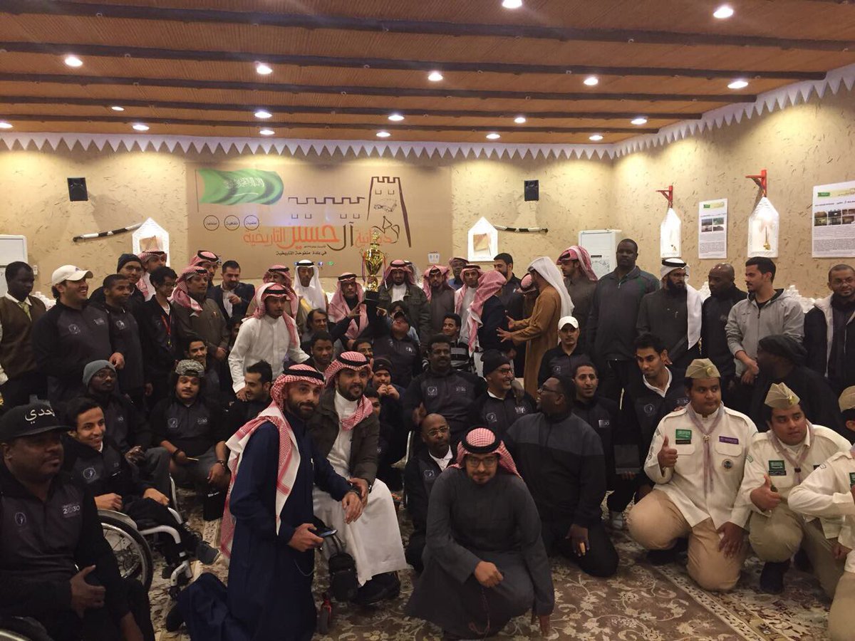 RashedAldosri's tweet photo. ديوانية ال حسين الثقافية التاريخية تواصل تميزها وخدمتها للمجتمع من خلال تكريمهم أعضاء نادي الرياض لذوي الإحتاجات الخاصة. https://t.co/cfZur3AmE6