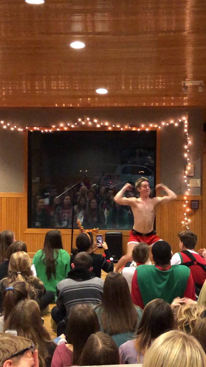 And that’s a wrap for the fall semester of young life!! No better way to end it than a win at Mr. Christmas Tree! S/O to <a href="/brettsblackman/">Brett Blackman</a> for bringing home the GOLD 🏆 #holladayz #gojags