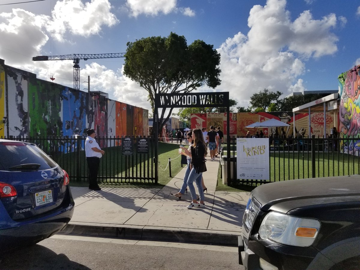 CityofMiami's tweet photo. From #Overtown to #Wynwood, preps for #ArtMiamiWeek are underway and hundreds if not thousands are already flocking to #Miami to catch a sneak peek of the art and be a part of the scene! https://t.co/ICs0Ecvwhn
