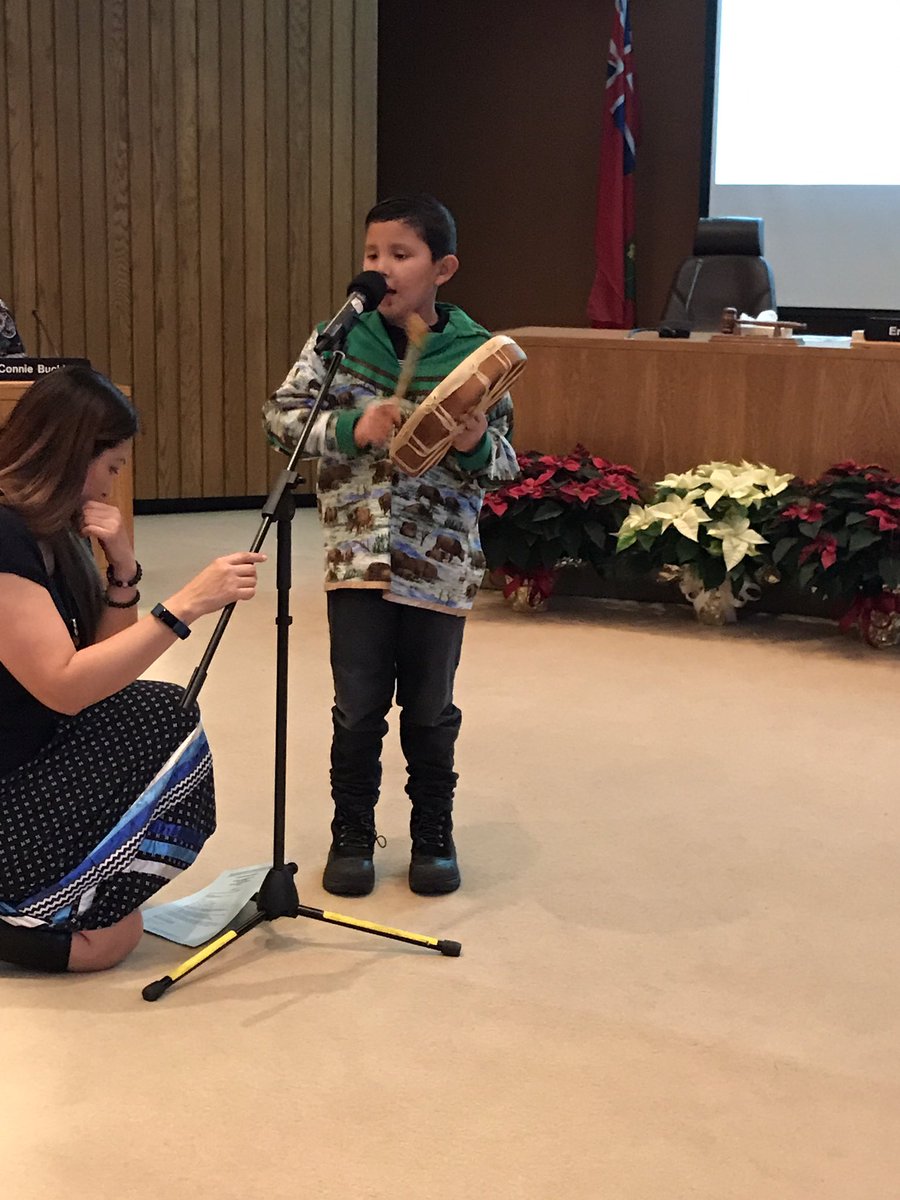 gecdsbpro's tweet photo. Migizi Wright a grade 2 student at West Gate PS helps open the #GECDSB Board Organizational Meeting with The Water Song https://t.co/wJKjex3zo6