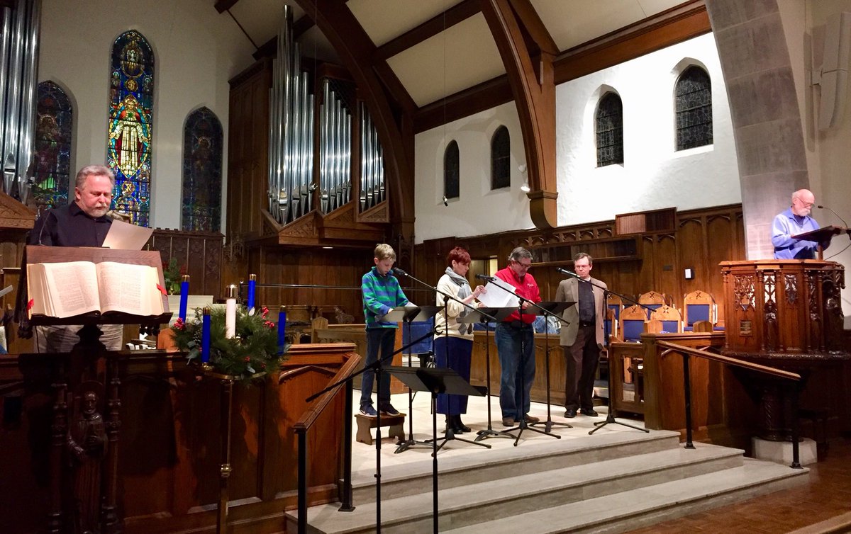 StAndrewsKC's tweet image. The cast is rehearsing for this Thursday night’s #AChristmasCarol! Join us at 6 for refreshments and the show at 6:30. You’ll also hear music from the #NutcrackerSuite played on the pipe organ!