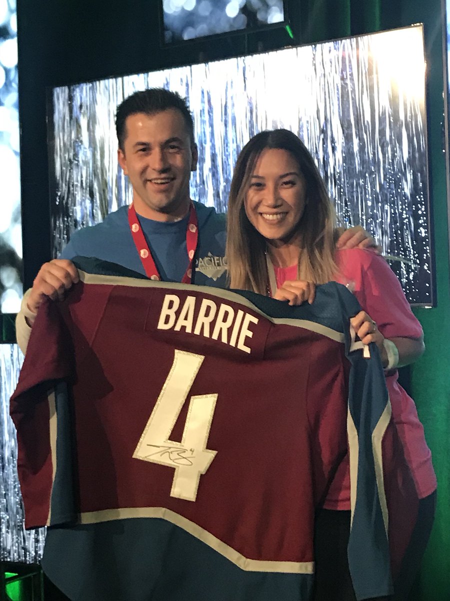 Thank you <a href="/tysonbarrie/">Tyson Barrie</a> for your donation to #unitedway! We raised over $5000 to help build stronger communities! <a href="/TylerTheman_TD/">Tyler Theman</a> @MauroManzi_TD @AndrewP_TD @JamieM_TD