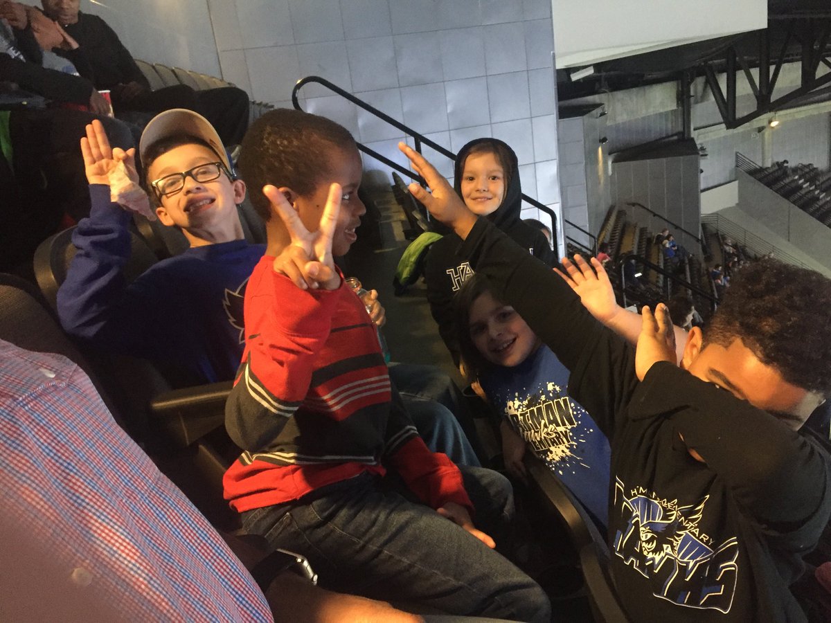 MikeD_PC's tweet image. Hartman Elementary supports Creighton Bluejays #GoJays