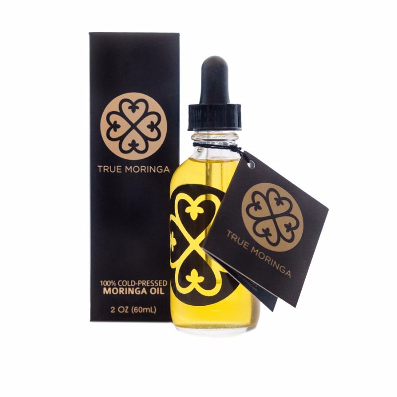 eluxemagazine's tweet photo. The harsh elements of winter can take its toll on #skin. Bring it back to glowing #health with these luxurious oils: https://t.co/g6MeVpN2VA @LuxeBotanics @S_NaturalBeauty https://t.co/QGOYlYZc1C