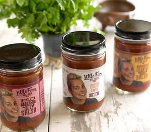 BullCityFnW's tweet photo. Now here is a woman who stands behind her product. It’s some serious salsa. Find @LittleFaceBrand at the Soirée. https://t.co/bcMnL4qoVt