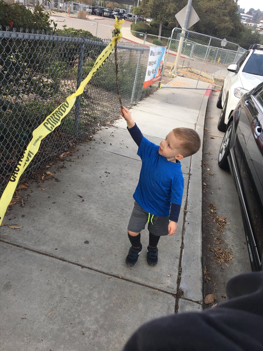 Lars Crawford tweet media