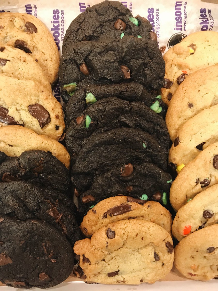 RodinHouse's tweet image. Tower hour starts at 10pm in the Upper Lobby! Come through for free @cookiesPENN 😋😋😋