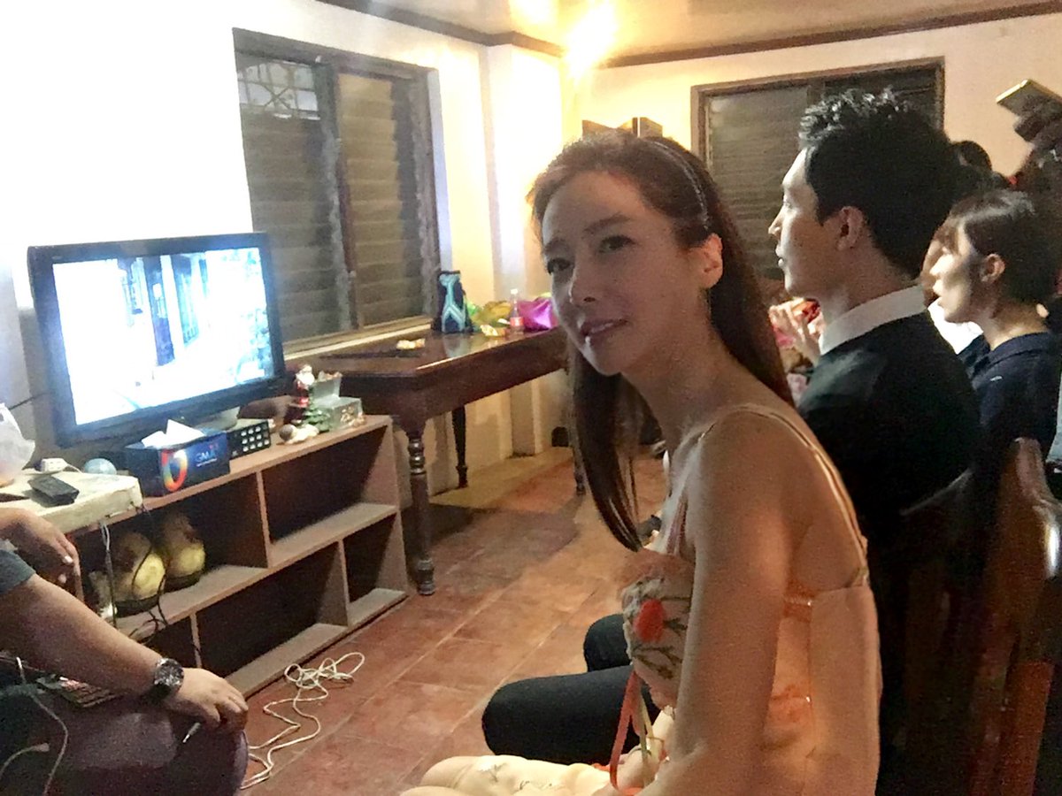 iriskimhj's tweet photo. 필리핀드라마 MyKoreanJagiya촬영장에서 다같이 본방사수💗
#Philippines #MyKoreanJagiya #GMAdrama #kimhyejin #ryusangwook #AndyRyu #Alexanderlee #HeartEvangelista https://t.co/h51TgLEFJA