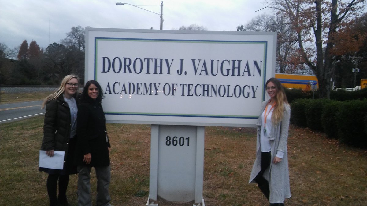 Ms__Moriarty's tweet photo. DJV kindergarten team!!! https://t.co/W0KTOailEn