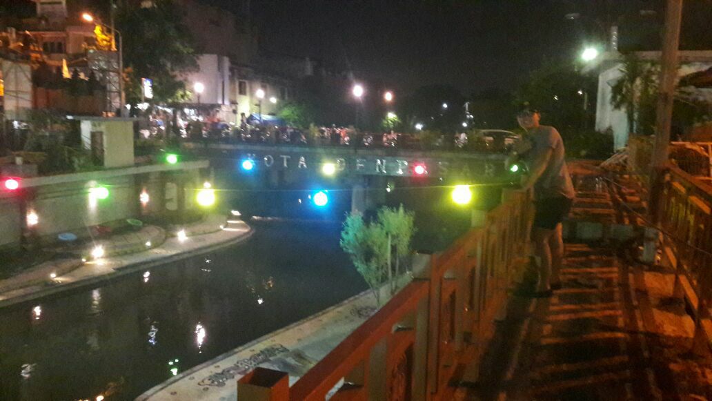 Salah satu sungai yang ada di Denpasar di sulap menjadi salah satu tempat yang asik