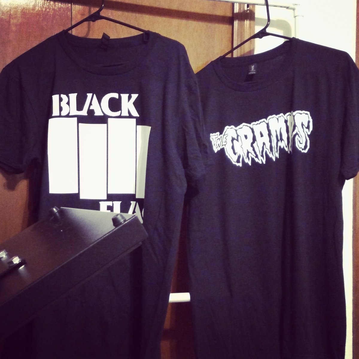 MenaceBMX's tweet photo. The #Orlando Punk Rock Flea Market is coming soon. Menace is gonna be there, will you? #punkrock #punk #diyordie #rideordie #streetwear #clothing #tshirts #apparel #blackflag #thecramps #rock #bmx #ridebmx https://t.co/Lv0DLJfSLw