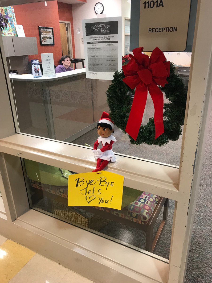 Kelsey_jetself's tweet photo. @BrierCreekES it has been an amazing day watching all of you today! There is a lot of kindness here! Mrs. Self was very kind today as she helped a lot of students, teachers, and parents! Can’t wait to see you all tomorrow! @JetsPrincipal @APMsC_BCES https://t.co/OAuK2CMsl4