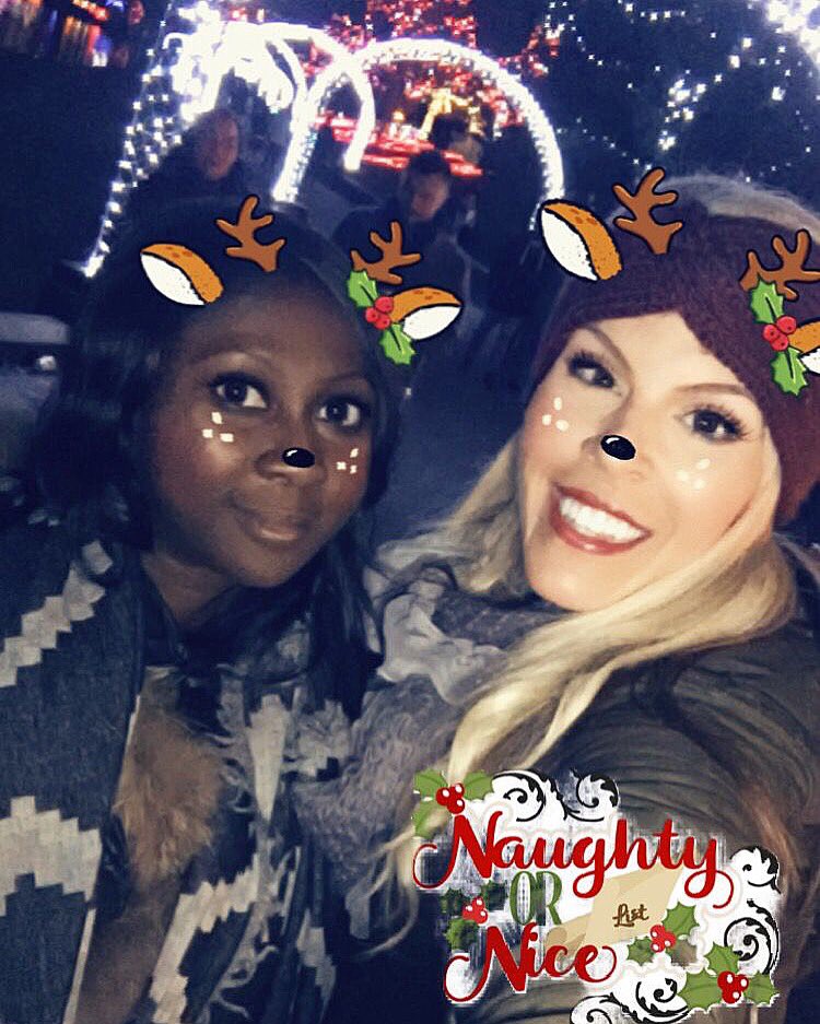 NicoleFastdraw's tweet image. #holidaydeer thrown in with some #holidaycheer! Getting into #christmas spirit this #holiday season