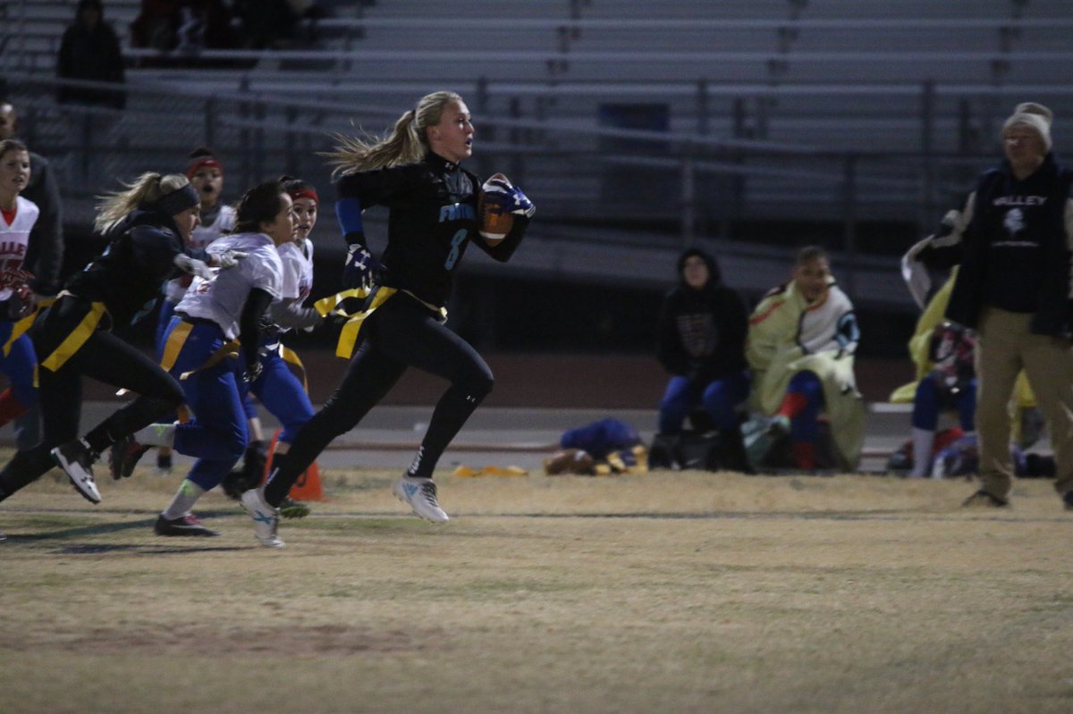 FoothillFlag's tweet image. Took on Valley today with a score of 41-6 w/ TD’s from Gibbs, Babakitis, Collins, Slatoff, and Brow. INT’s from Overbo, Brow, and Babakitis.