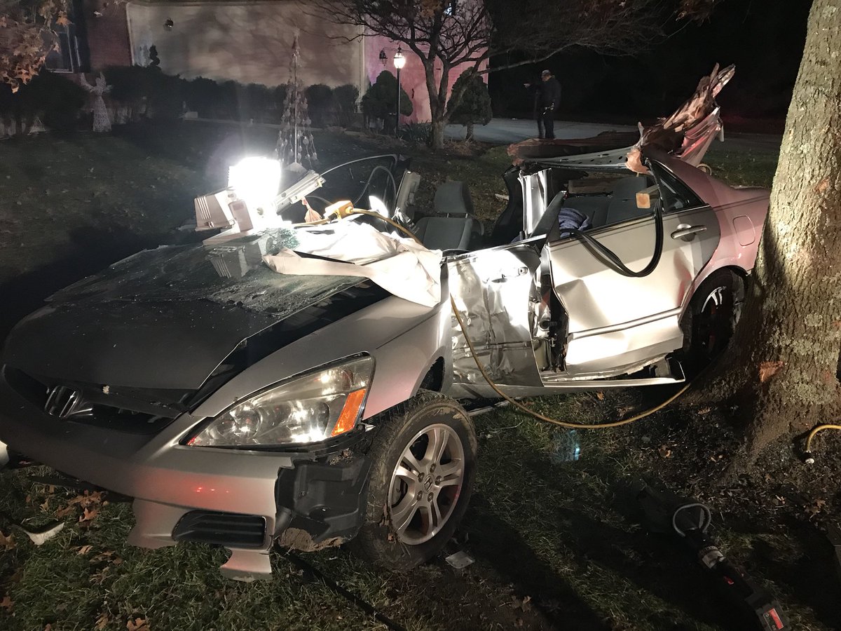 Single car MVA at Mt.Zion and Hickory Thicket. #miamitwpoh.