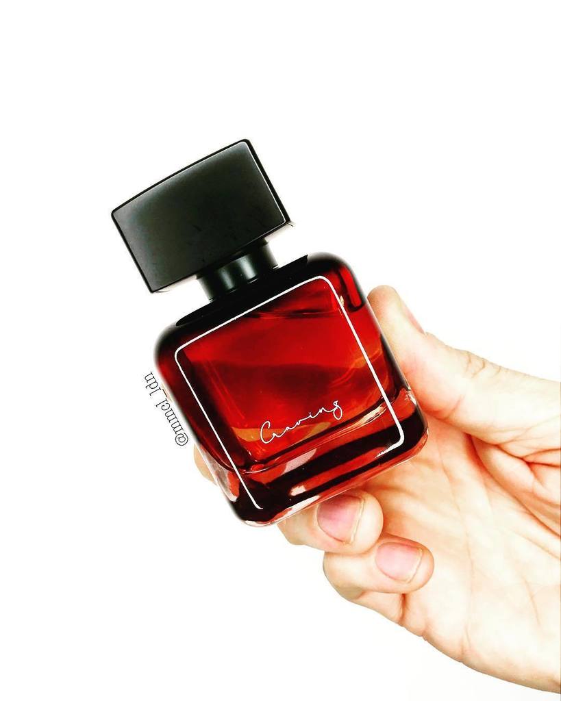 MMCL_LDN's tweet photo. ...satisfy your CRAVING with PHUONG DANG PERFUME’s  luxury perfume range #LiquidEmotion | Only at Harrods. https://t.co/RZ5BM99cb1 https://t.co/liqy1FQ2Uh