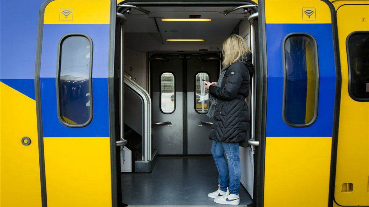 Tranzer laat incidentele OV-reizigers met app kaartje kopen rtlz.nl/tech/tranzer-l…