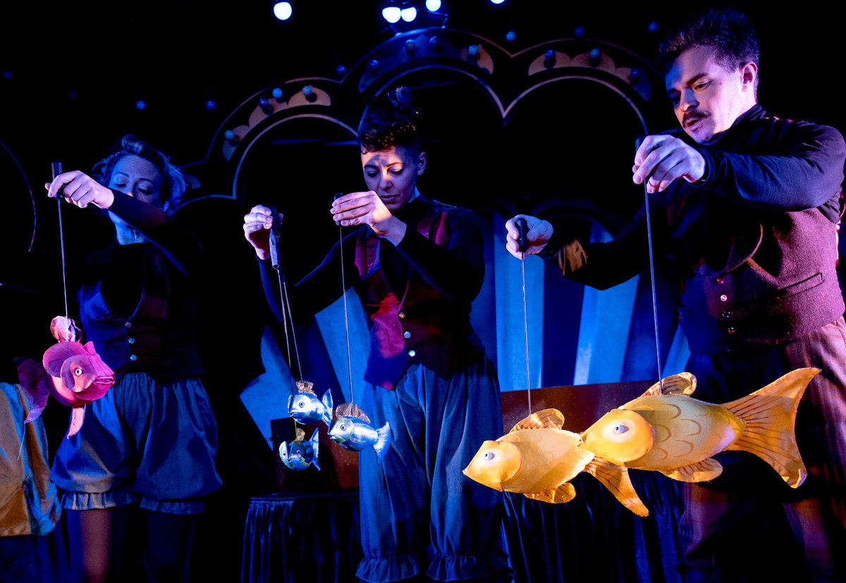 Gorgeous images from our Under-7s production #SingingMermaidShow, currently performing in our Underground studio. 🧜‍♀️ 🐠 🎪

The show performs until Sat 13 January - find out more at: goo.gl/PFhsTt