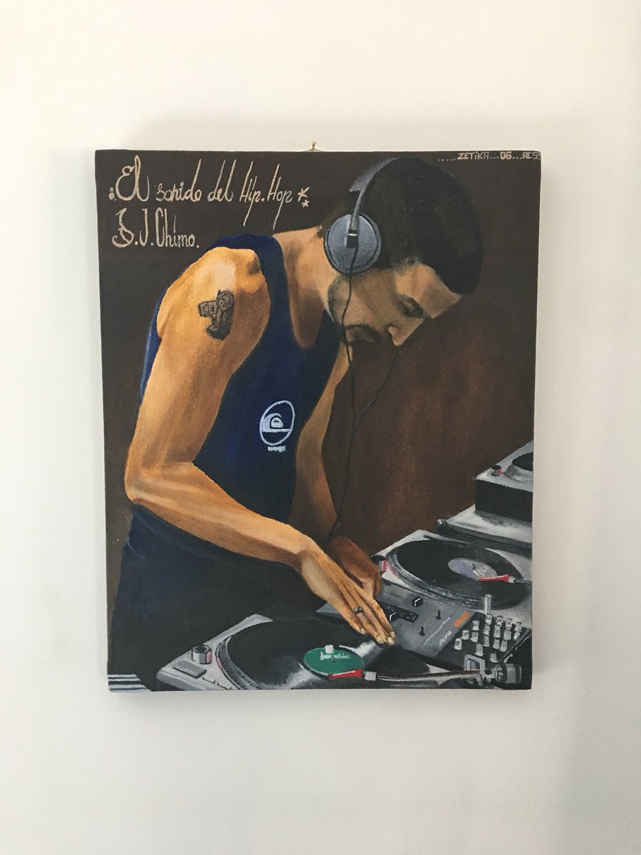 A finales de 2005, mi hermano Zetika Miguel Gracia Ruíz que es un artista de los pies a la cabeza, me hizo este regalo 🎁. 
Es un honor para mi tener en la pared de mi estudio este cuadro.
Gracias Zetika!!!!