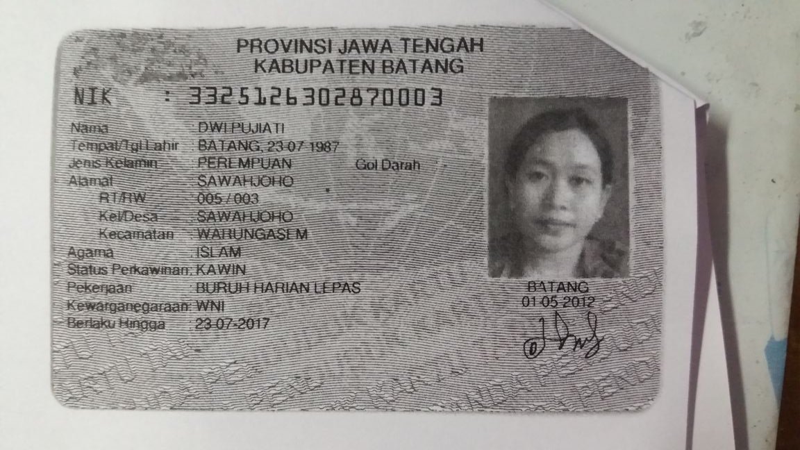 Ditemukan ibu dan anak a.n Dwi Pujiati  dan anak a.n Ayu Wulansari.
KTP : 3325126302870003
Tempat, tanggal lahir : 23 - 07 - 1987
Sawah Joho, RT 005/003  kel. Sawahjoho kec. Warungasi m
Status : menikah
Anda kenal?
 hubungi :
021 4216348 (PSP Bhakti Kasih)
087886452262