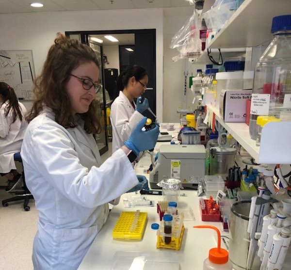 nhmrc's tweet image. Gender equality in research is a priority. That’s why #NHMRC will fund 34 more of Australia’s most talented female researchers through a new  Project Grant initiative aimed at improving the retention and progression of women in research. ow.ly/W8KX30h2JNO