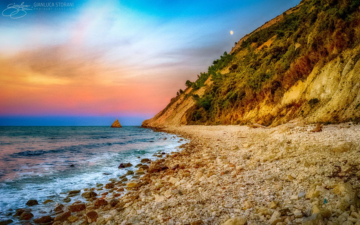 Il #Conero è uno dei luoghi più suggestivi delle Marche
foto Gianluca Storani