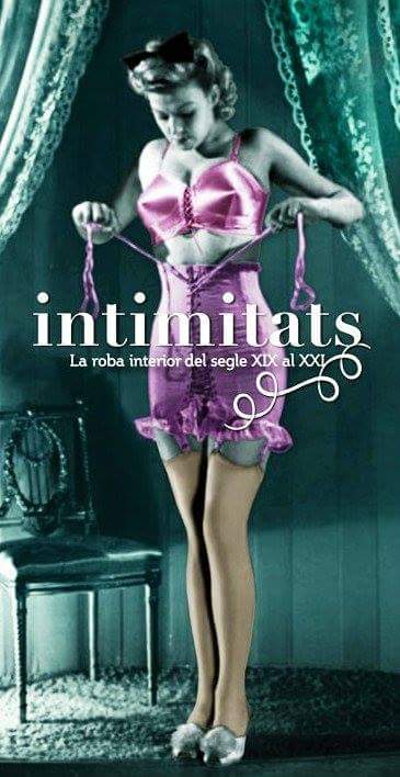 CulturaDIBA's tweet photo. Últims dies de l'exposició #Intimitats. Un recorregut pels darrers dos cents anys de la història del país a través de l'evolució de la roba interior. Fins diumenge 10 de desembre al @museuabello de #Mollet.
https://t.co/lW7RjXszPJ https://t.co/ZdYL0ANQgt