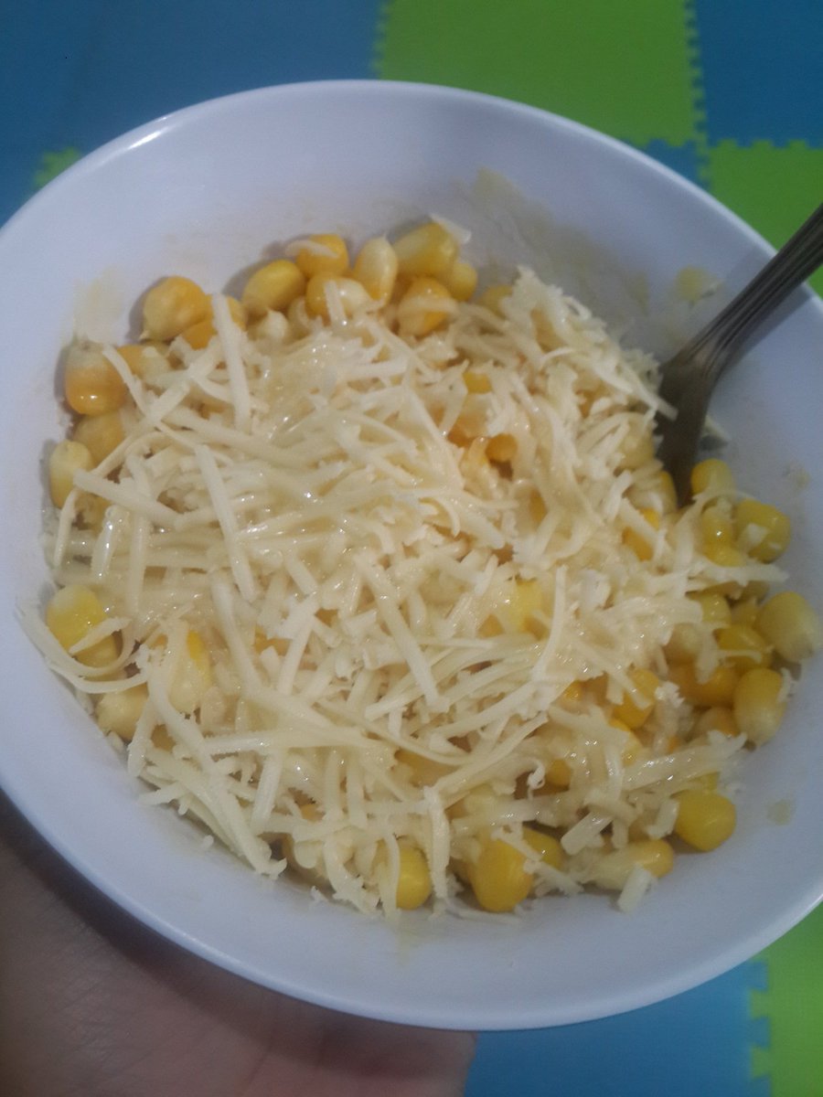 miss7sins's tweet photo. Sungguh sebaik-baiknya jagung susu keju adalah yang dibikin sendiri. https://t.co/FONT29KmLi