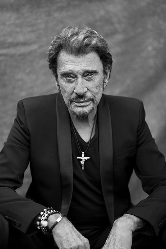 MDarleux's tweet photo. #JohnnyHallyday 
Dur à croire qu'un tel monument soit parti si vite! https://t.co/ssM1bHVycl