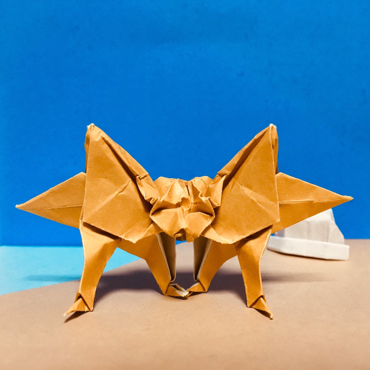 Twitter पर カズ 油獣ペスター を使わず15 の普通の折り紙1枚で折ってます 創作折り紙 Origami ウルトラマン 怪獣 折り紙 おりがみ ウルトラマン折り紙