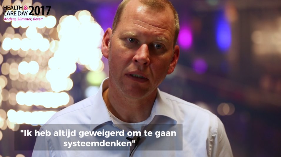 "Ik heb altijd geweigerd om mee te gaan in het systeemdenken" Interview met <a href="/EricvantZelfde2/">Educatio necesse est</a> tijdens de #hcday17 bekijk: vimeo.com/239096376