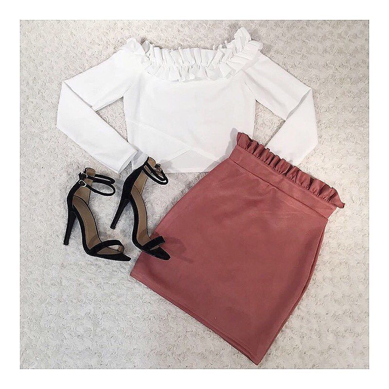 Rebelliouslive's tweet photo. Like, So Cute π π M I L L Y ruffle bardot crop top Β£15.99 & π L E E A R N A suedette ruffle hem skirt Β£14.39 w/ 20% off code INSTA20 π° More colours available. Shop bio link.
#RBabez https://t.co/5OOm6YfAie https://t.co/WCQNCRMKKQ