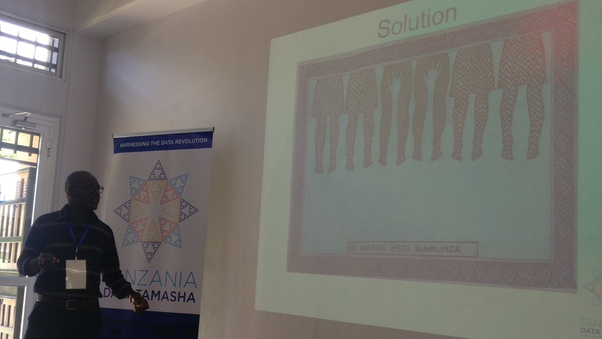 ChazRwige's tweet photo. Tunukiwa from #FASDO explaining how they integrate #Data with #Khanga Fashion to broadcast messages on data use in #Temeke
#DataTamasha17 #DataRevolutionTZ #LocalDataUse @dLabTz https://t.co/2VAx5CWxHI