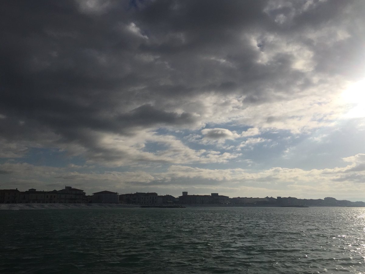 mathclicklondon's tweet photo. Chilly and windy morning at the H24 site in Marina di Pisa. We start the second phase of activities and tests https://t.co/yhH5RJcih8