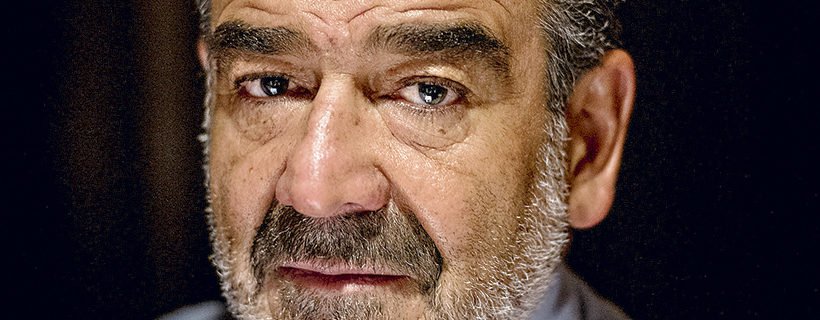 latercera's tweet photo. Empresarios acusan a Guillier de “dividir” a los chilenos https://t.co/18LYUQg4Il https://t.co/pKzRNu3Irq