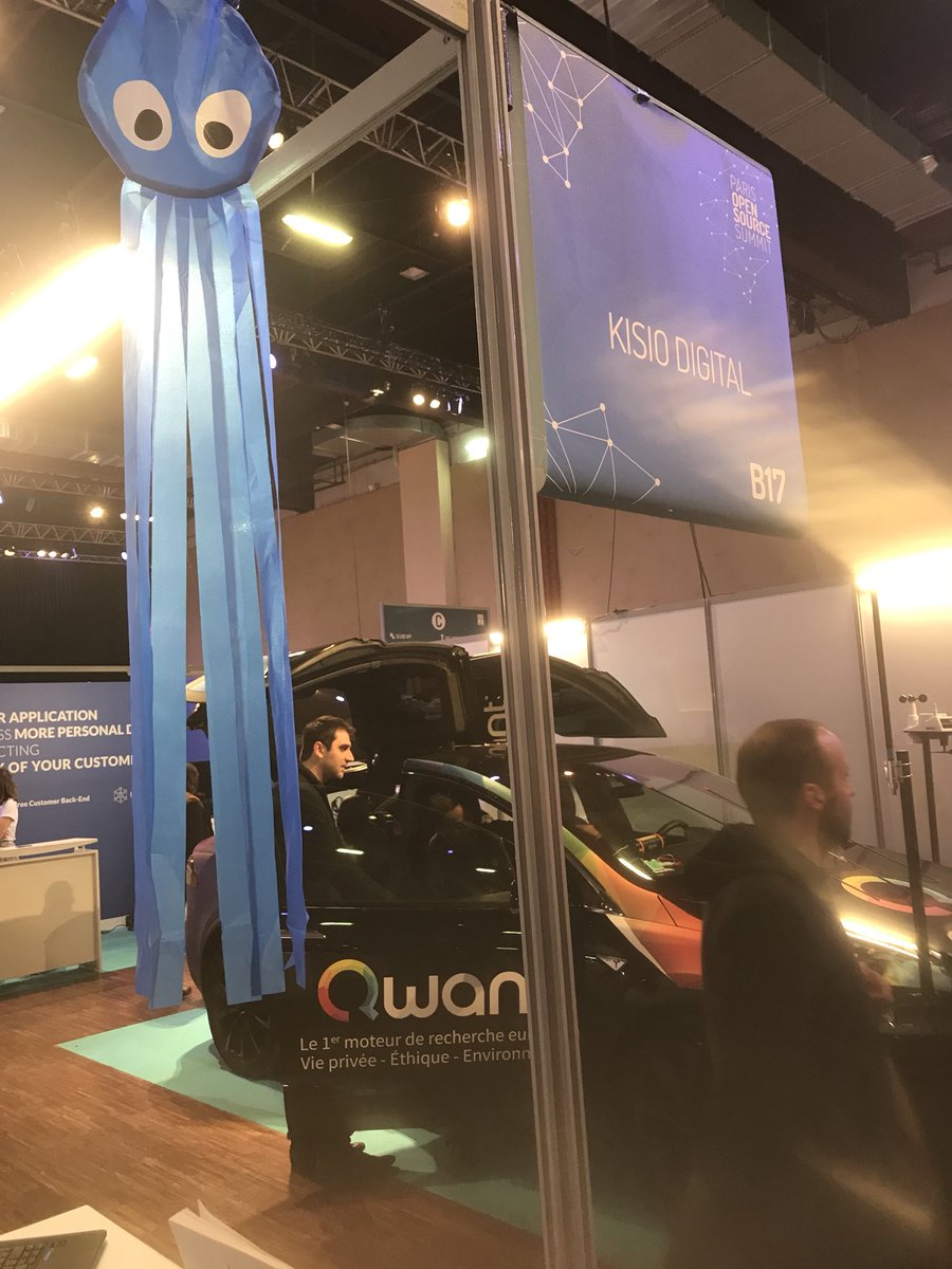 bbilloud's tweet image. #OSSParis17 Rdv aujourd’hui et jeudi 07/12 au village #mobilité du Paris #opensource Summit stand B17 #Kisio @navitia en face de la @Tesla @Qwant_FR de @RatZillaS #OpenTransport #Kraken #OSS117 #TuPeuxPasTest