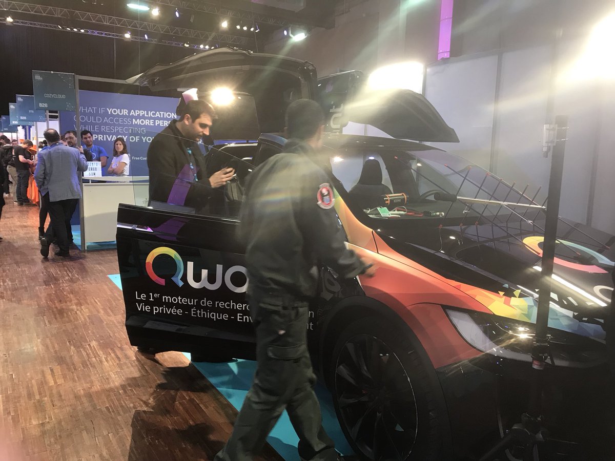 bbilloud's tweet image. #OSSParis17 Rdv aujourd’hui et jeudi 07/12 au village #mobilité du Paris #opensource Summit stand B17 #Kisio @navitia en face de la @Tesla @Qwant_FR de @RatZillaS #OpenTransport #Kraken #OSS117 #TuPeuxPasTest