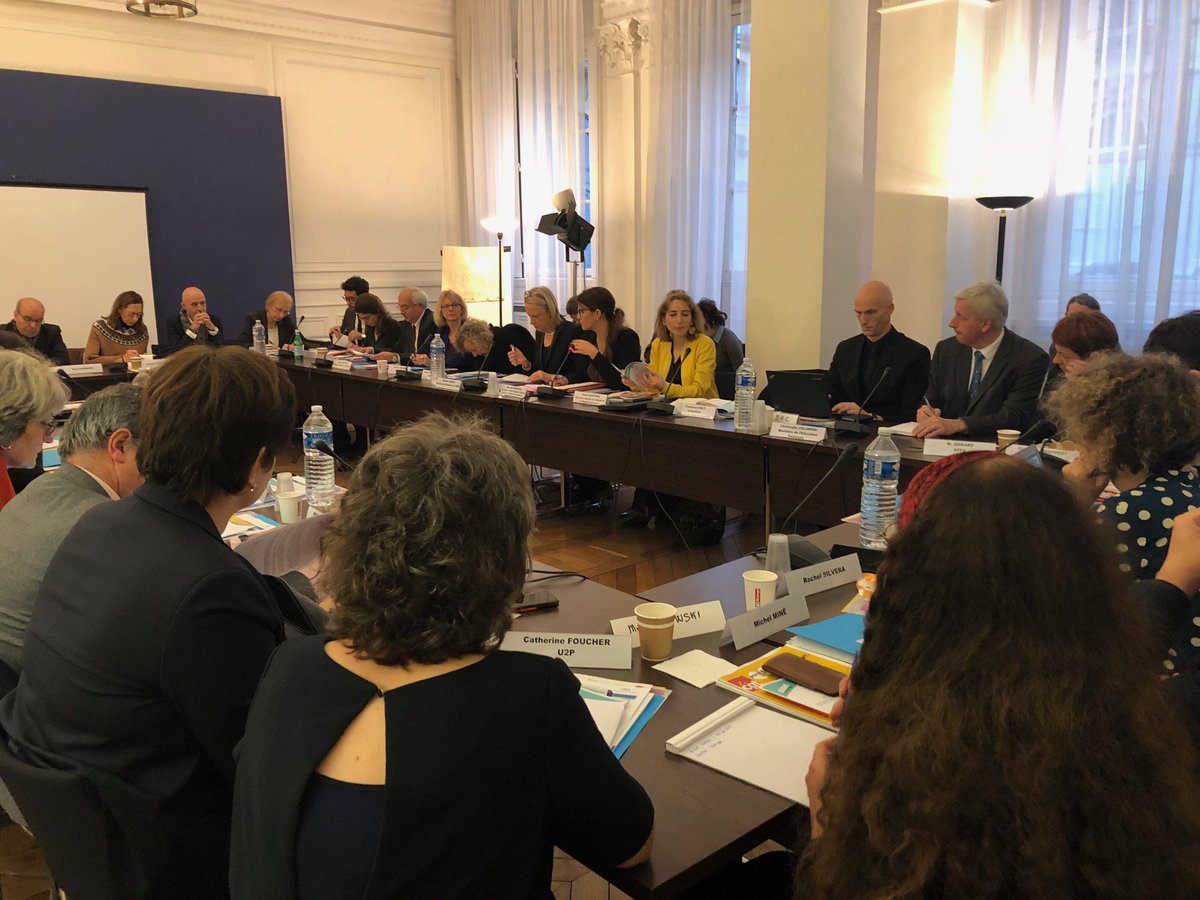 Mardi 5 décembre: réunion plénière du <a href="/CSEPfh/">CSEP</a> sur le thème des violences sexistes et sexuelles en présence de <a href="/MarleneSchiappa/">🇫🇷 MarleneSchiappa</a>. Des échanges constructifs montrant le lien entre l'égalité pro et la question du sexisme et des violences sexuelles au travail.
#EgaPro #stopharcèlement