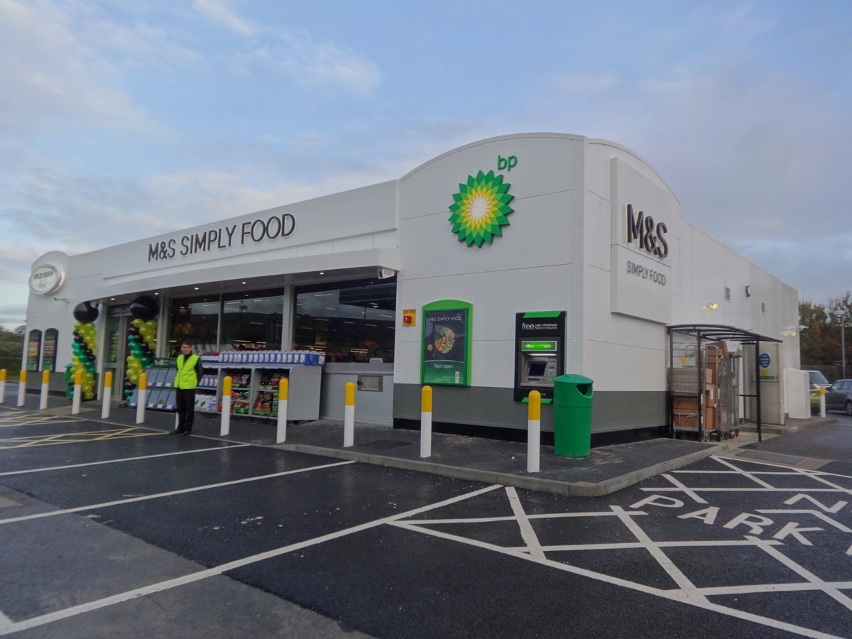 ClovemeadWorks's tweet photo. This site is the first BP/M&amp;S site to undergo an extension to a larger shop format, the store has been upgraded and received new signage supplied and fitted by Clovemead. https://t.co/V9bdR4VxQI