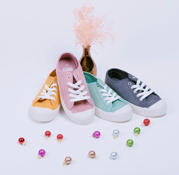 pinku_tai's tweet photo. Shoopen รุ่นสีพาสเทลมาอีกแว้ว คิ้วที้มว๊ากกก มี4สี ราคา 10000w #รีวิวเกาหลี https://t.co/MeI4KWBXxG