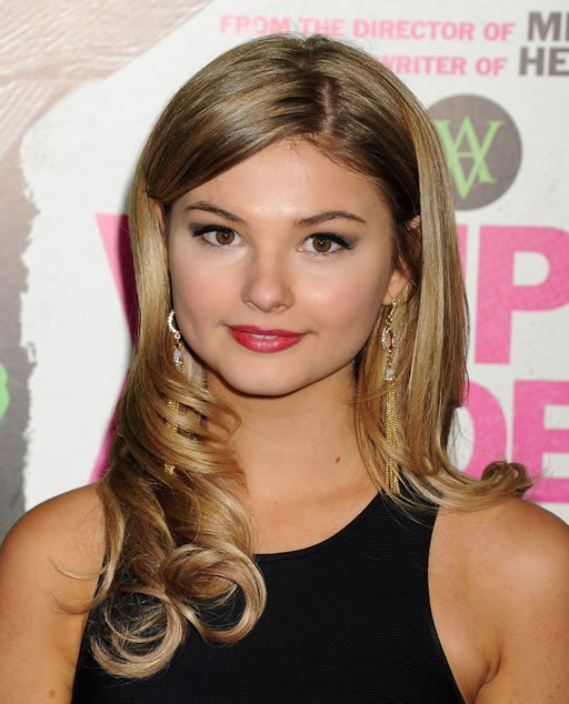 Happy Birthday Stefanie Scott 