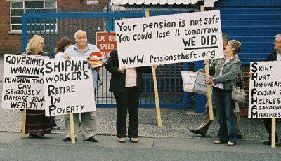 cristobel75's tweet photo. #Pensions Good piece here from #BenStevens #RetailGazette using failing retailers #BHS P&H and #ToysRUS to show how co pensioners have been badly neglected by continued bad governance https://t.co/55UbGtOpPt https://t.co/zpqa5hz0Eg